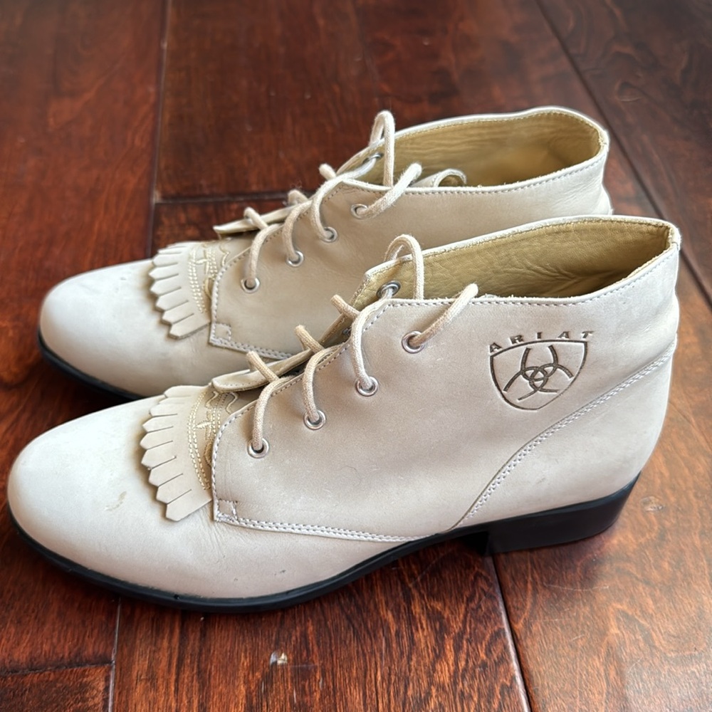 Ariat Women’s ATS Beige Leather Lace Up Kiltie Tassel Paddock Cottage Boots Sz 8 - Picture 12 of 12